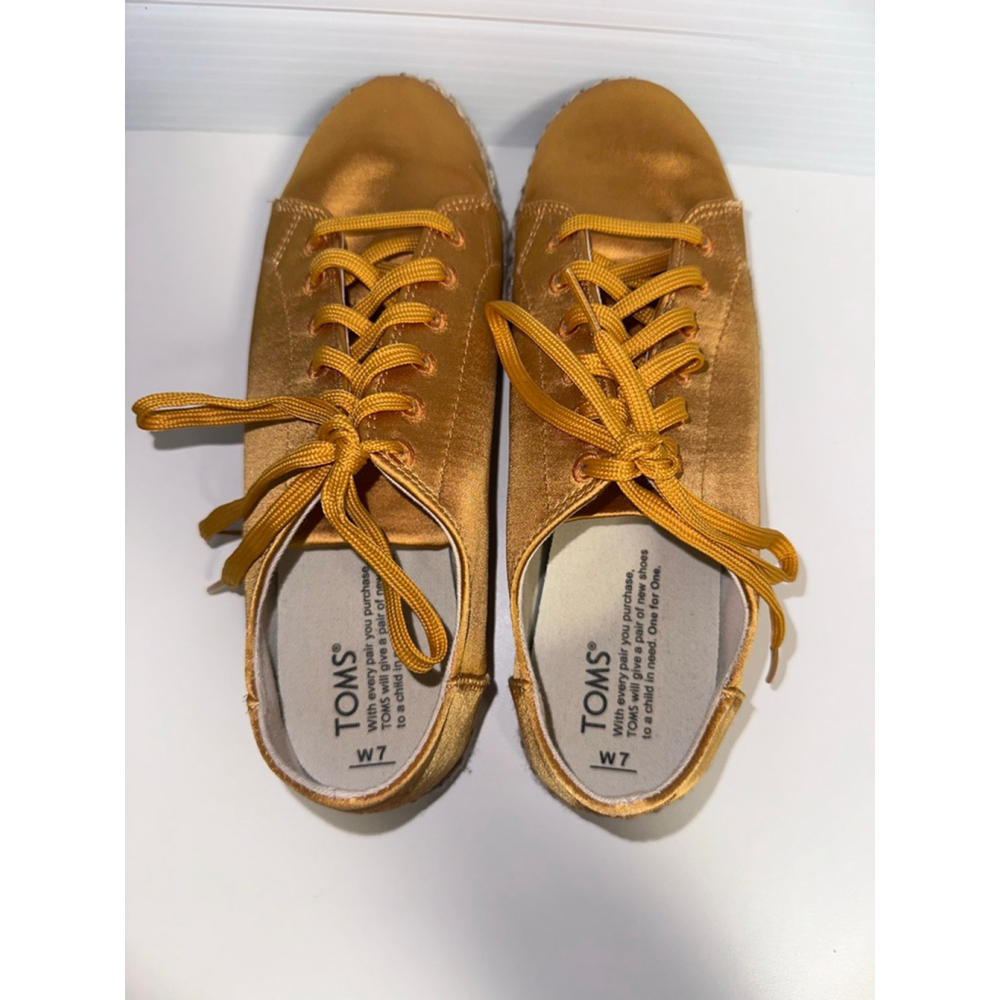 Women's TOMS Gold Satin Espadrille Sneakers US 7 with Beige Jute Sole - Picture 9 of 16
